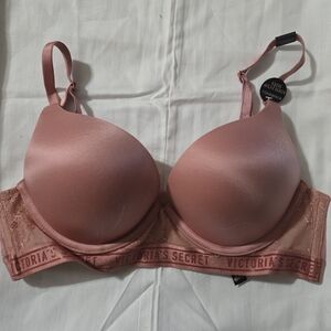 Victoria's Secret Pink Lace Push-Up Bra